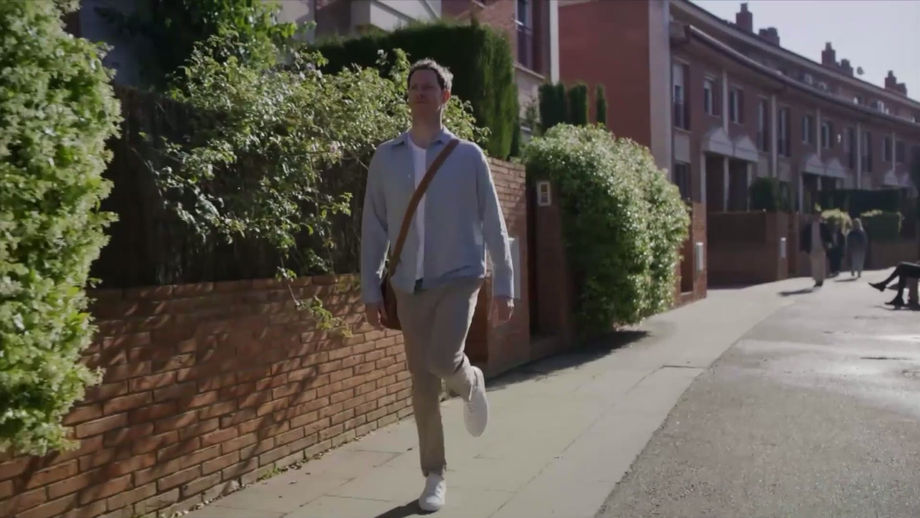 Scholl - "Feel Foot-Tastic"(Advert Pitch)